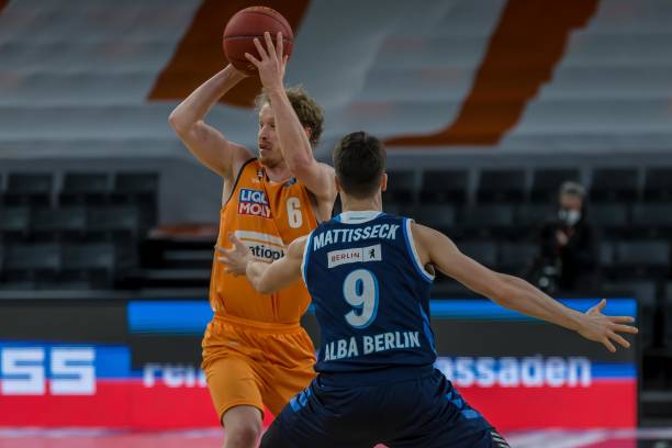 史上首次停 史上首次停