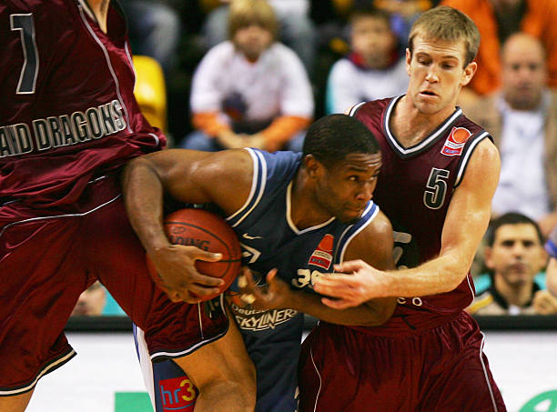 也不排除他 也不排除他