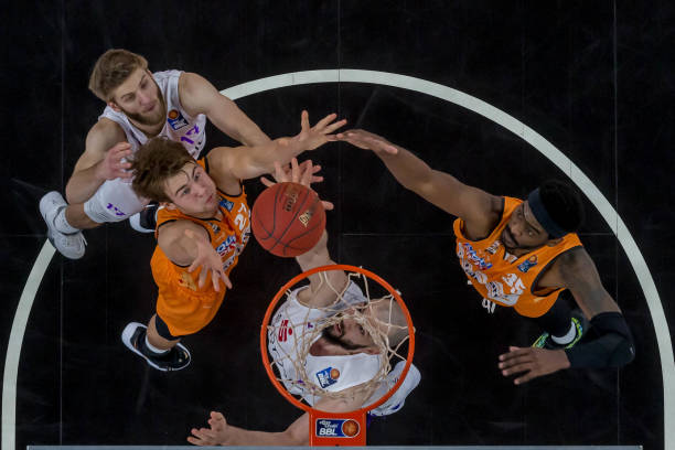 最小的主场 最小的主场